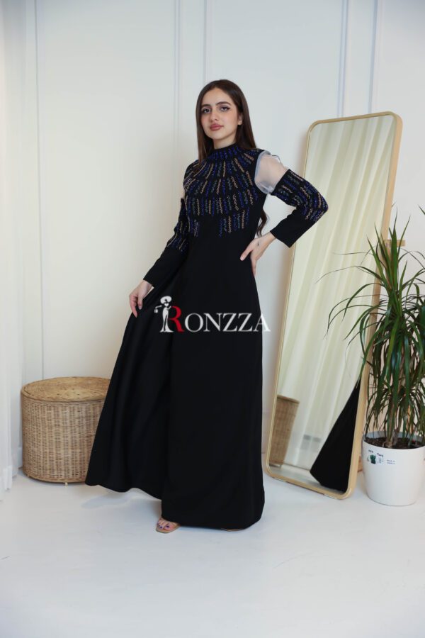 فستان اسود طويل 
